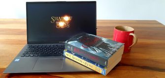 Shadow and Bone Serie-Buch-Vergleich